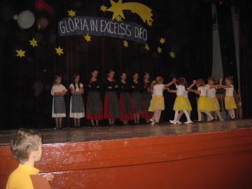 Ľudové tance Ľudové tance