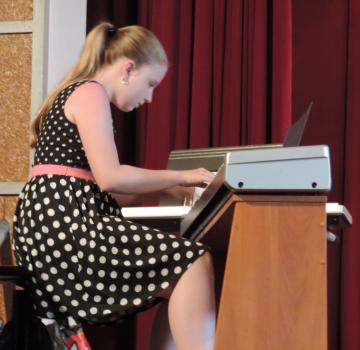 Záverečný koncert ZUŠ Záverečný koncert ZUŠ