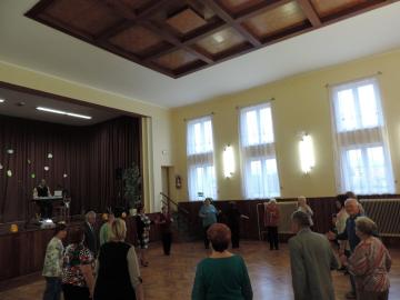 Posedenie pre seniorov Posedenie pre seniorov