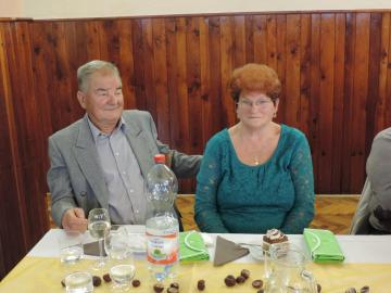 Posedenie pre seniorov Posedenie pre seniorov