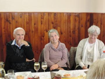 Posedenie pre seniorov Posedenie pre seniorov