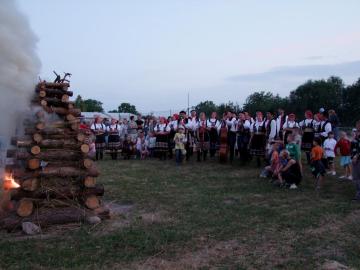 Pálenie Jánskych ohňov Pálenie Jánskych ohňov