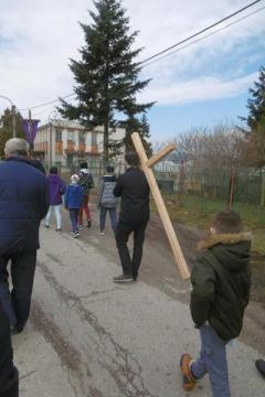 Krížová cesta po obci Krížová cesta po obci