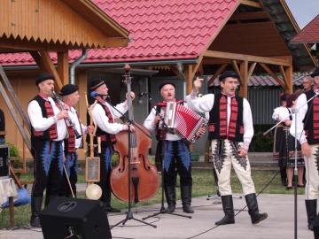 Pálenie jánskej vatry Pálenie jánskej vatry